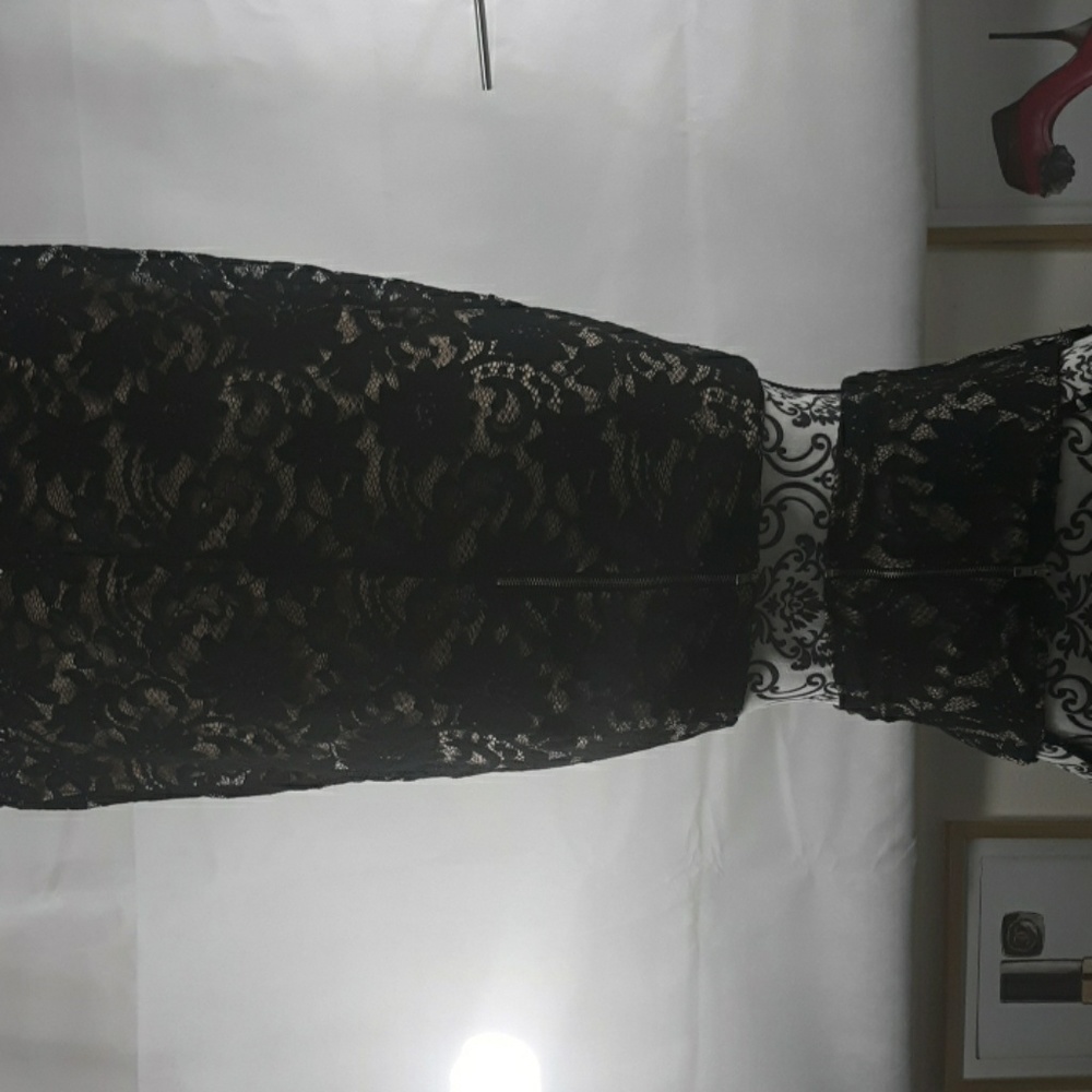 2pc lace black and tan/nude body con